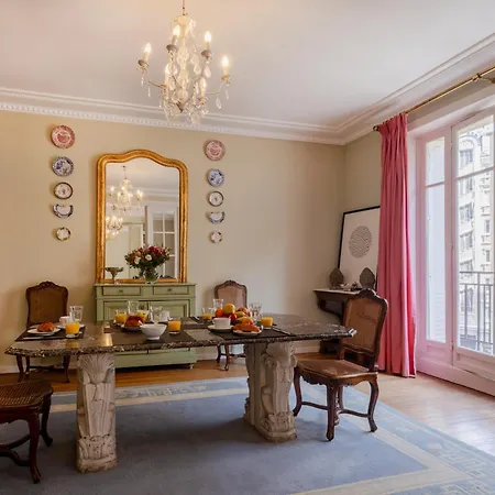Center - Prestige Rousseau Appartement *