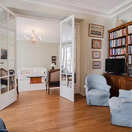 Appartement Center - Prestige Rousseau Paris